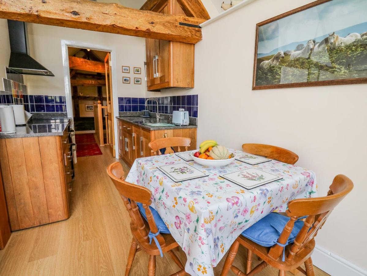 Goblaen Barn Villa Билт Уелс Екстериор снимка